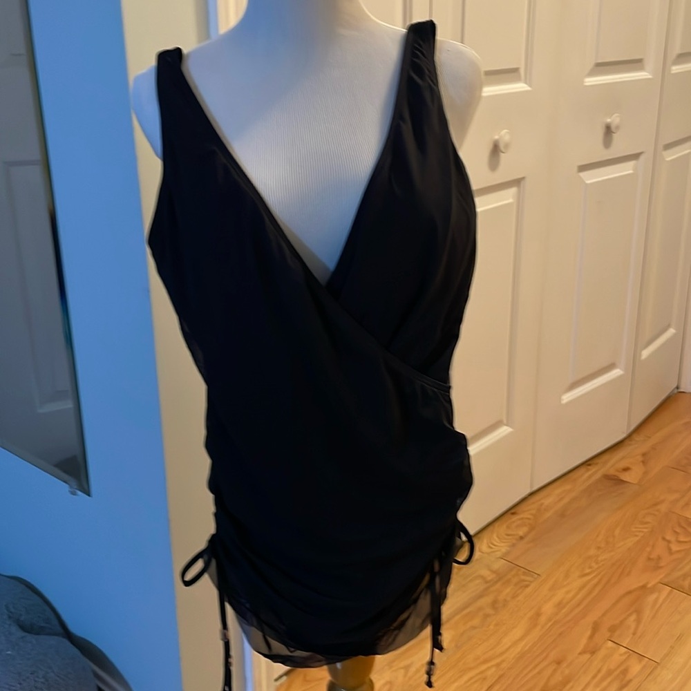 CAREN MARC VALVO ONE PIECE SWIMSUIT